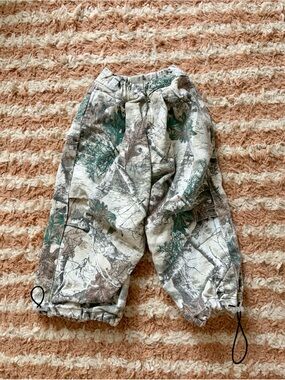 Kids Camouflage Cargo Bottoms in Green and Brown
